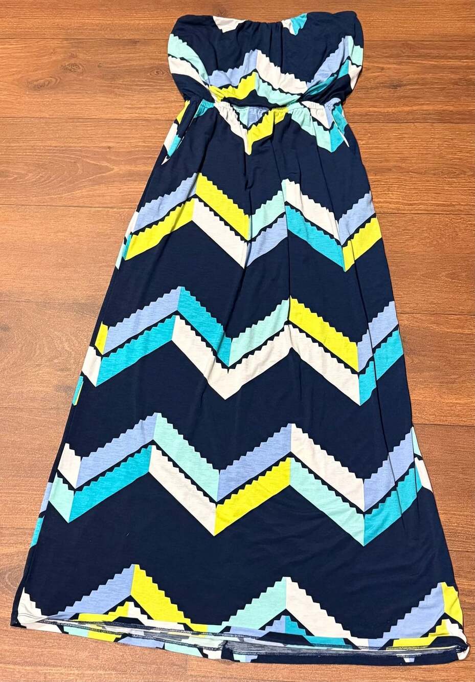 Three Pink Hearts Trixxi Women's Navy Blue Chevron Strapless Maxi Dress Size L
